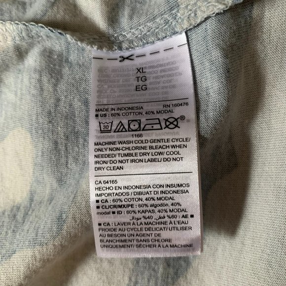 NWT Old Navy Cropped Camo Top Size XL - Picture 7 of 7